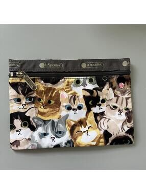 Lesportsac Cats 1zipper Pouch NWOT